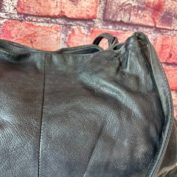 Hobo Prima Leather Shoulder Bag - Deep Navy Blue - Picture 2 of 11